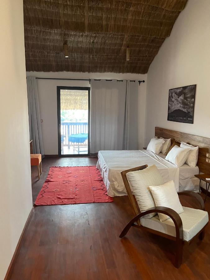 Marcelo Beach Club Lome Bagian luar foto