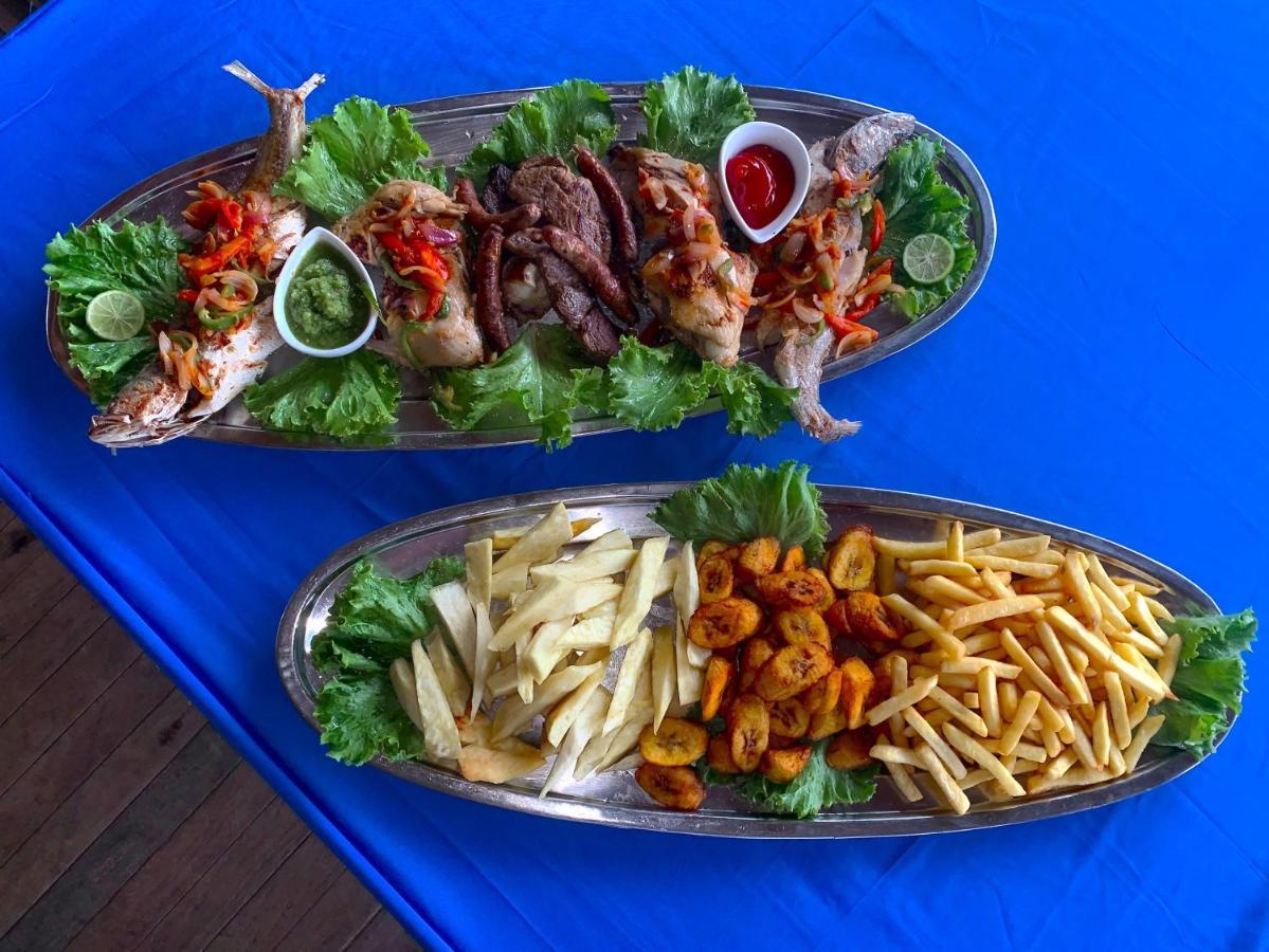 Marcelo Beach Club Lome Bagian luar foto