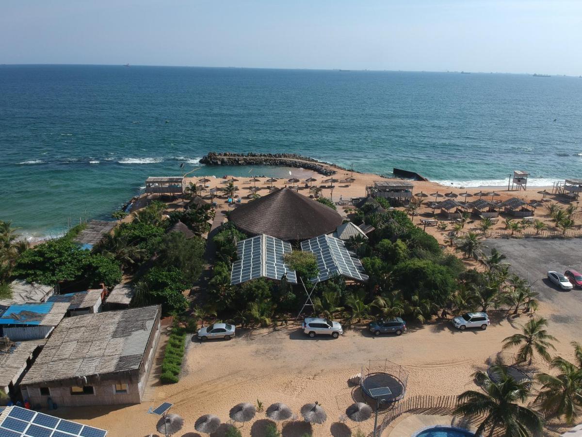 Marcelo Beach Club Hotel Lome Bagian luar foto